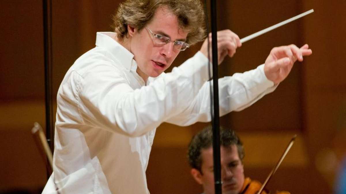 Kunst und Kultur: Bamberger Symphoniker verlängern Vertrag mit Chefdirigent Hrua