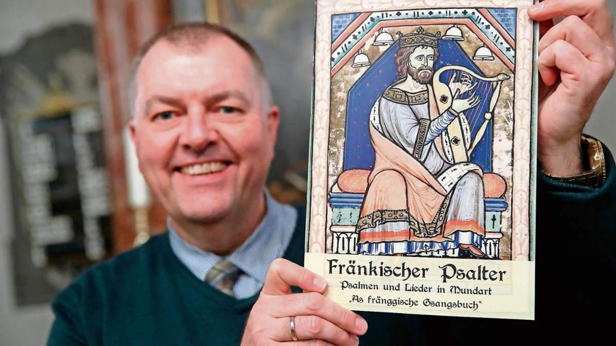Lichtenau: Franken bekommt Mundart-Gesangbuch