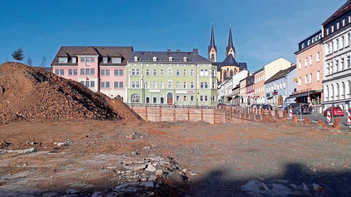 Hof: Kritik an Scharfenbergs Hallen-Idee