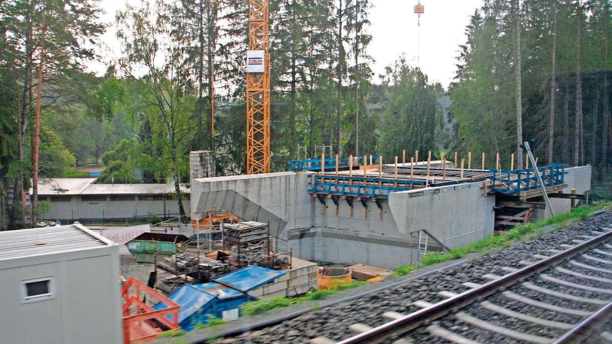 Hof/Oberkotzau: Hof/Oberkotzau: Baustellen behindern Bahnverkehr