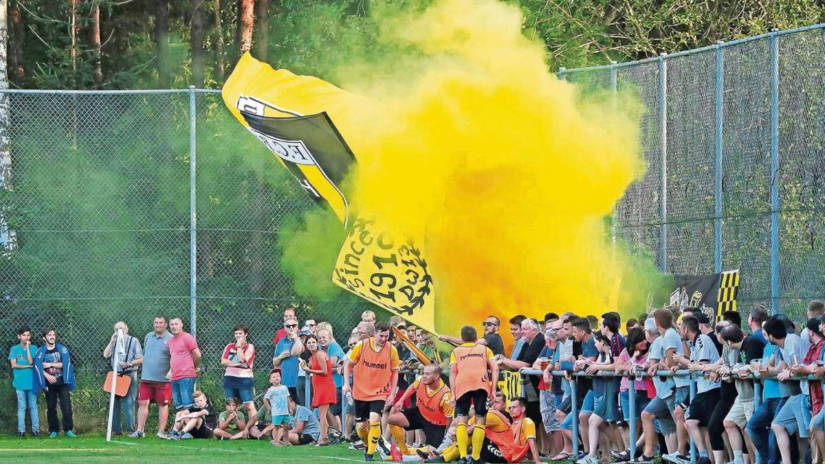 Bayern Hof: Die gelbe Rauchwolke und ihre Folgen für die SpVgg Bayern Hof