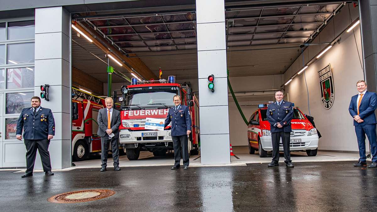 Neues Feuerwehrhaus: Rehauer Feuerwehr sammelt 10.000 Euro für Jugendarbeit
