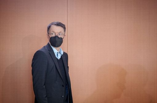 Gesundheitsminister Karl Lauterbach plädiert für eine Maskenpflicht. Foto: dpa/Kay Nietfeld