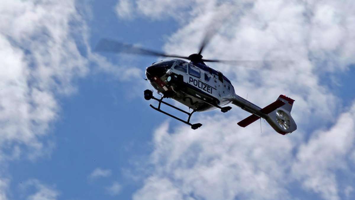 Hof: Polizei sucht ältere Frau mit Hubschrauber