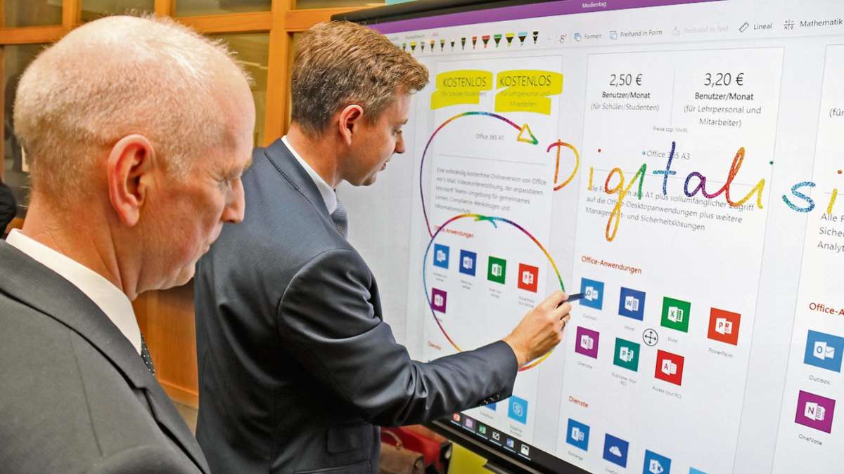 Hof: Landkreis Hof erhält Geld aus Digitalpakt für Schulen