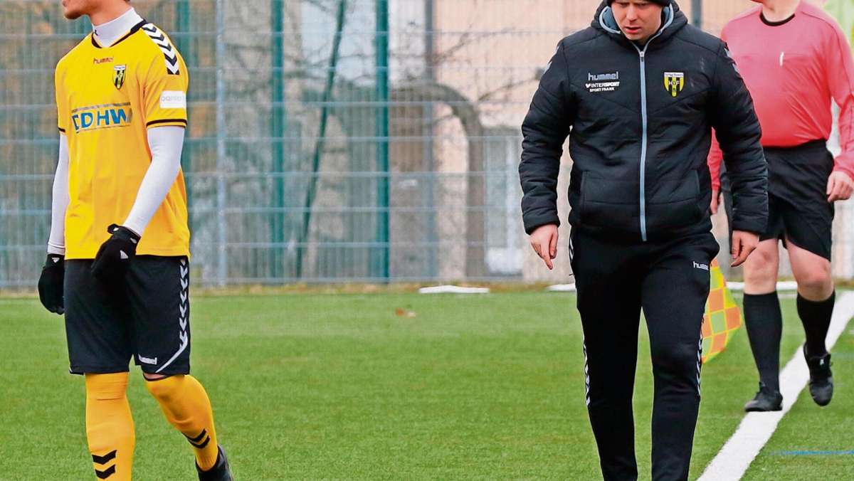 Bayern Hof: Vertragsverlängerung: Spindler bleibt Trainer von Bayern Hof