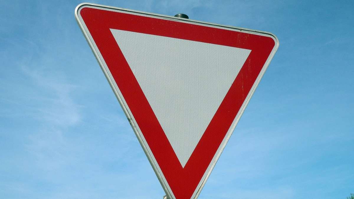 Schild fehlt: Gefährliche Kreuzung
