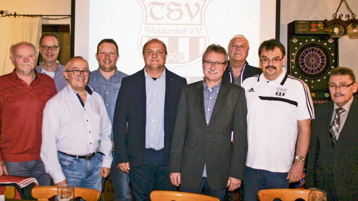 Waldershof: TSV investiert 40.000 Euro in Flutlicht