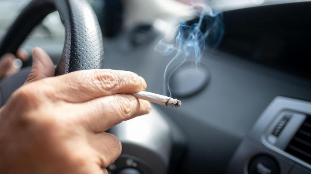 Kippe weg am Lenkrad: Länder fordern Rauchverbot beim Fahren mit Kindern