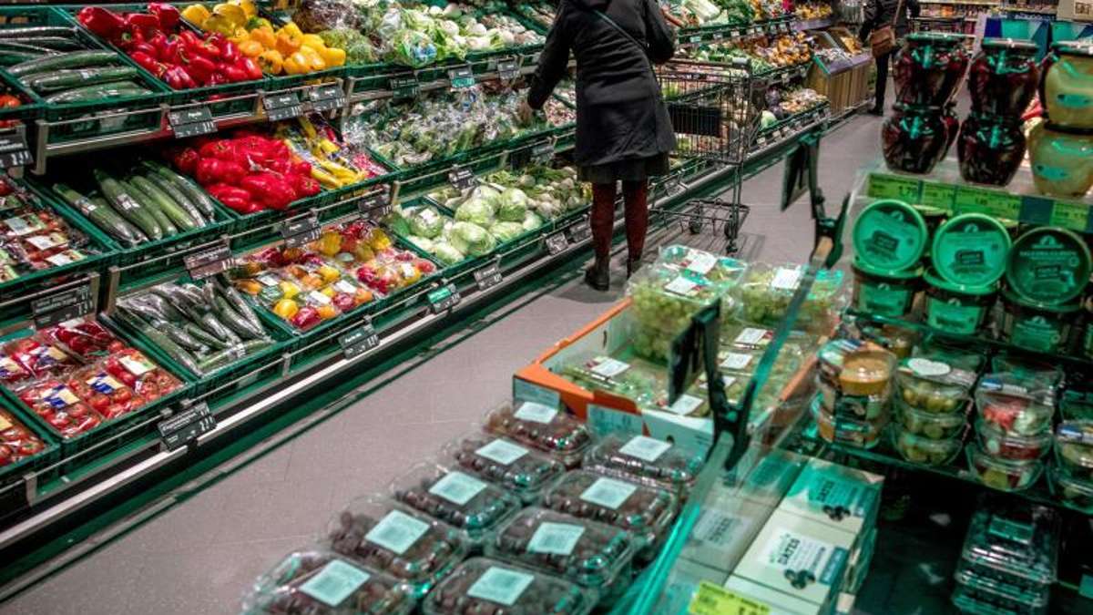Marktredwitz: Frau bespuckt und beschimpft Supermarkt-Leiter