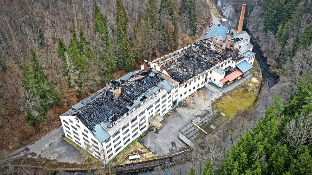 Nach Brand in Arzberg: Fastner soll auferstehen aus Ruinen